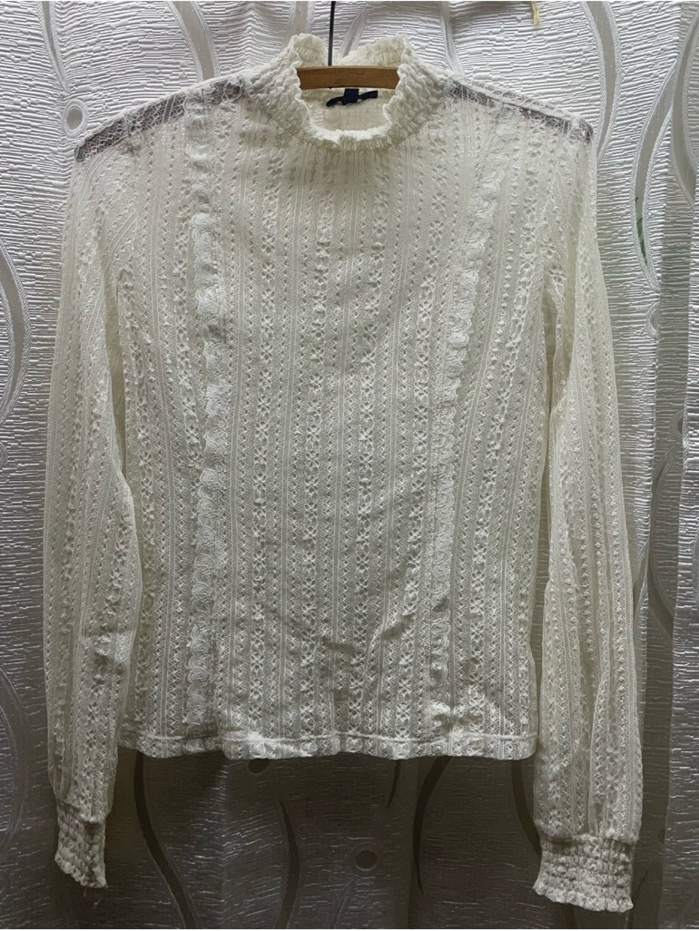 Dynamite Lace Blouse Womens XS Ivory Excellent Mock Neck Ruffle Long Sleeve
